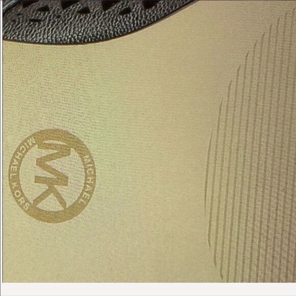 Leather Wing Tips Metallic Gray Leather Laser Cut Out Loafers Micheal Kors NEW - Picture 4 of 4